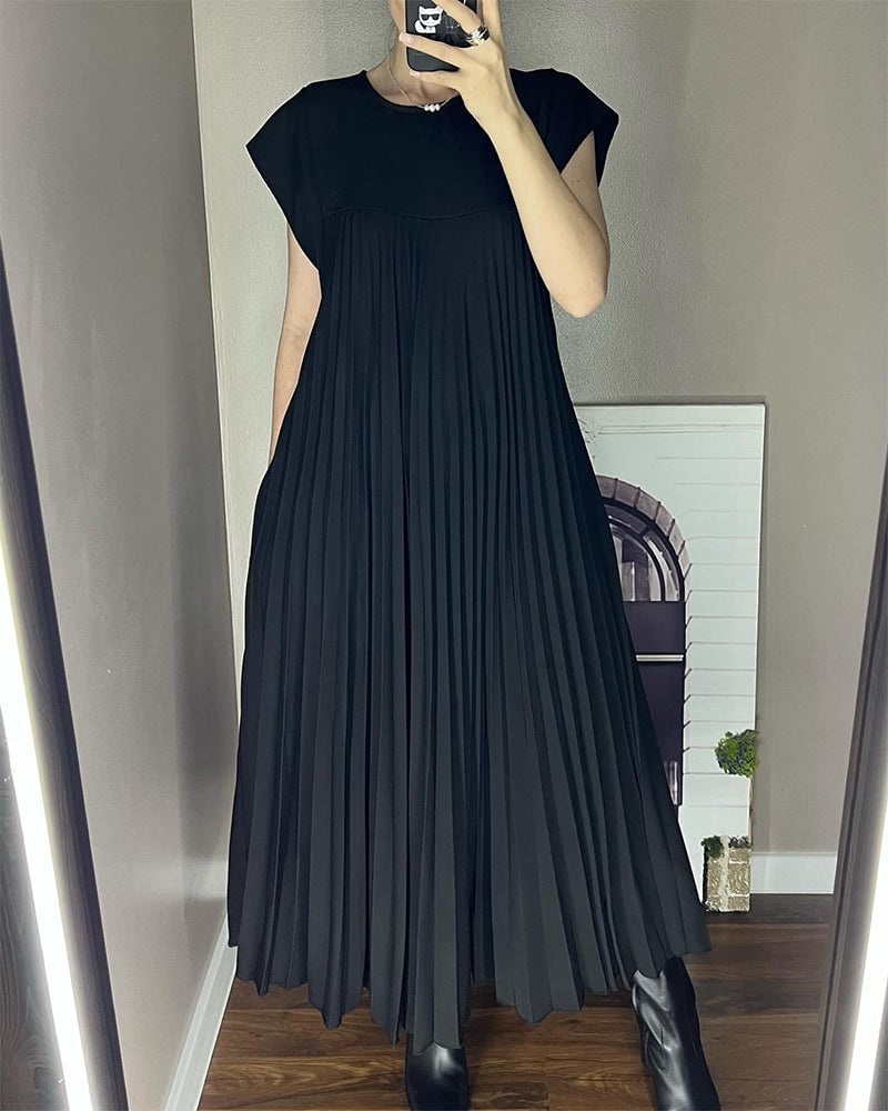 Grace | Mühelos Elegantes Plisseekleid