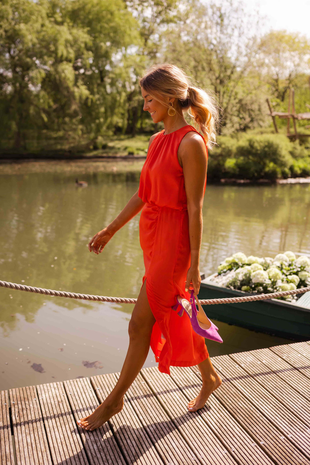 Michelle | Elegantes Neckholder-Midikleid