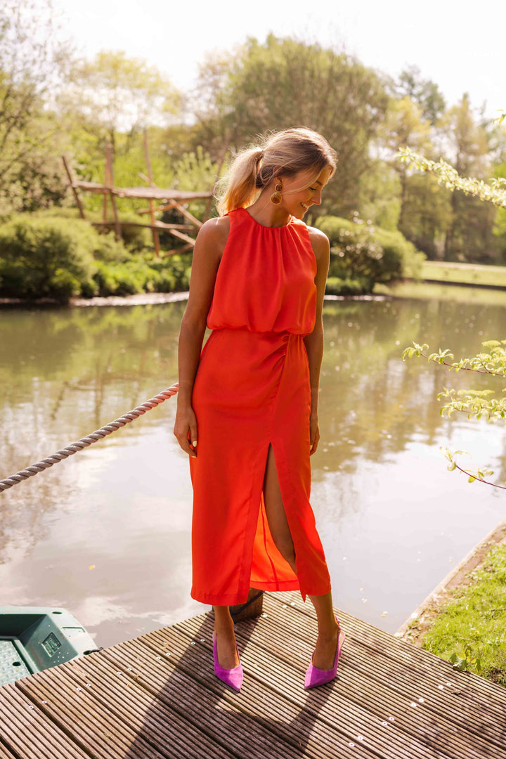 Michelle | Elegantes Neckholder-Midikleid