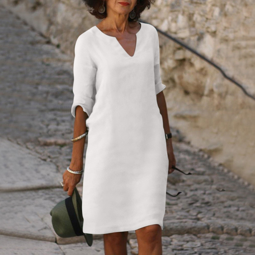 Cassie | Perfekt sitzendes V-Ausschnitt-Kleid