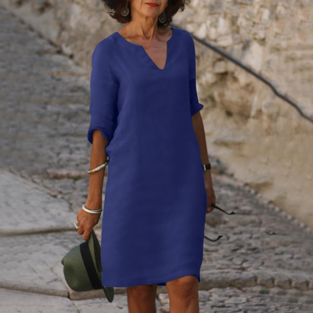 Cassie | Perfekt sitzendes V-Ausschnitt-Kleid