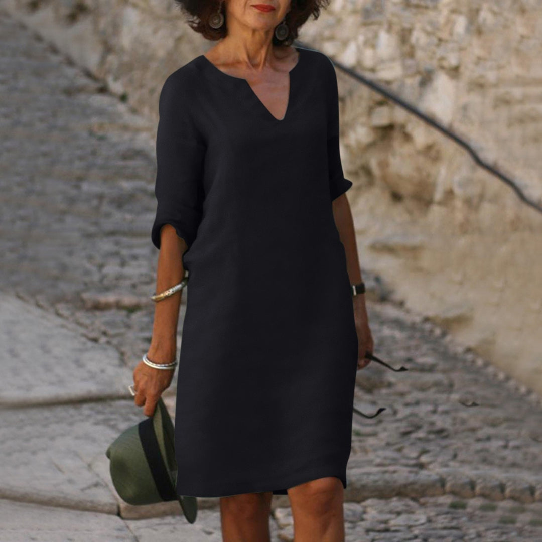 Cassie | Perfekt sitzendes V-Ausschnitt-Kleid