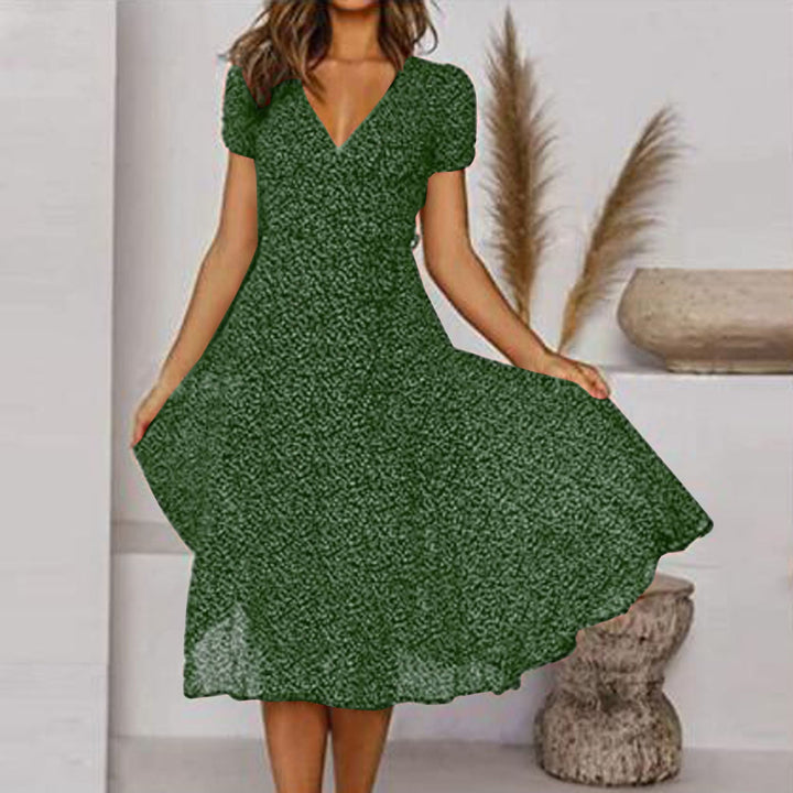 Estrella | Trendiges, lässiges Kleid mit V-Ausschnitt