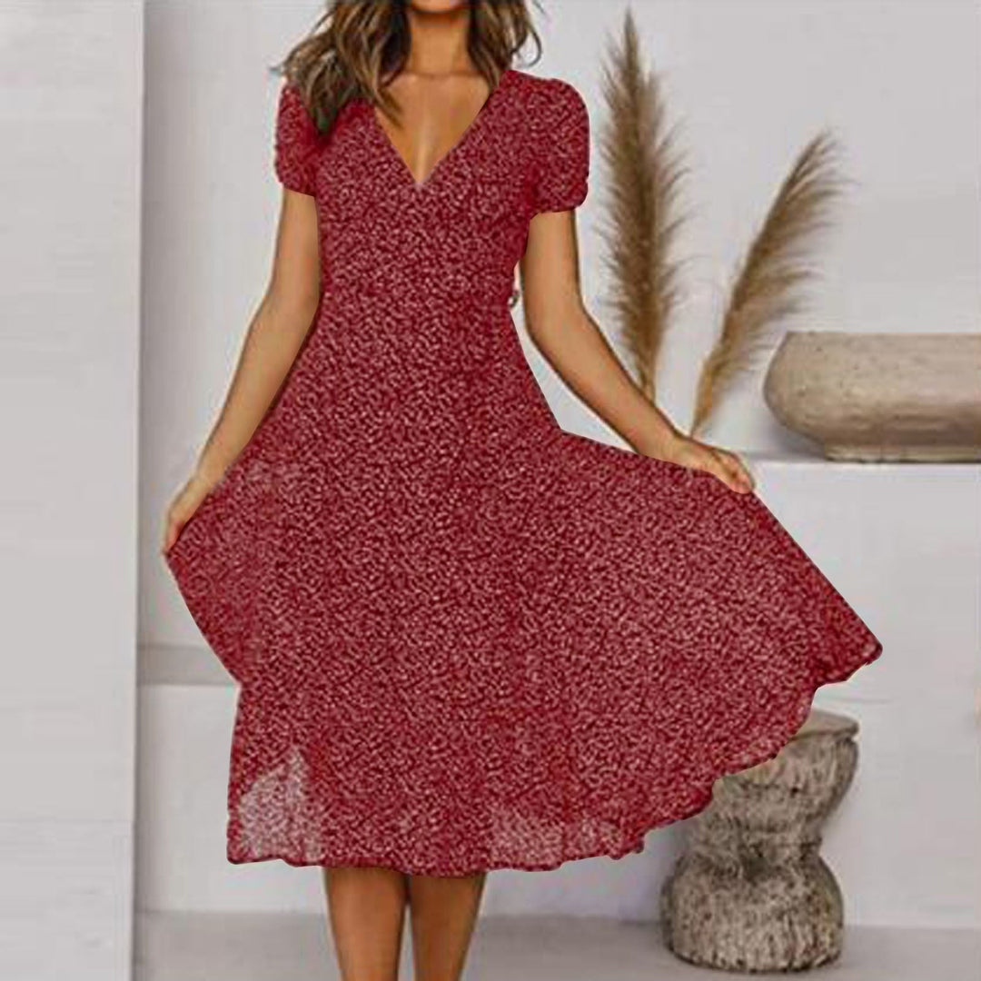 Estrella | Trendiges, lässiges Kleid mit V-Ausschnitt