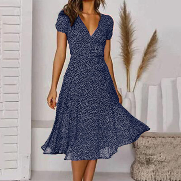 Estrella | Trendiges, lässiges Kleid mit V-Ausschnitt
